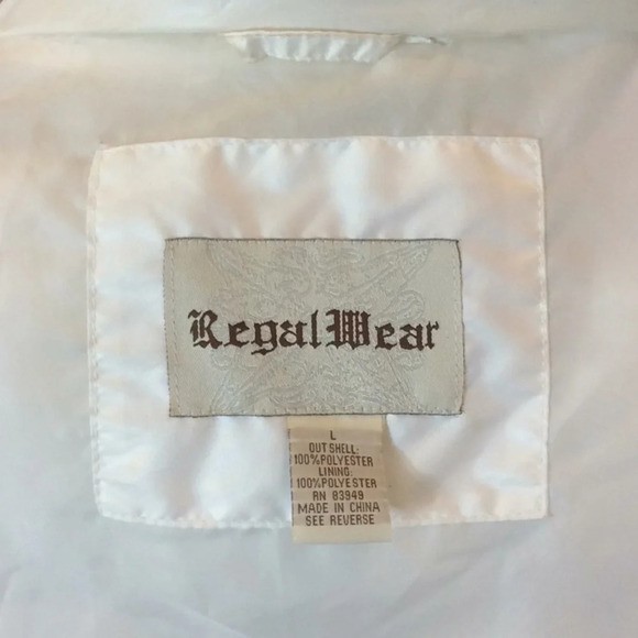 Regal Wear Long White Puffer Ski and Snow Vest - Picture 3 of 10